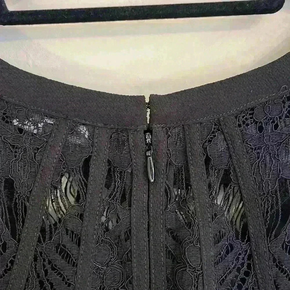 41 Hawthorn Black Sleeveless Blouse Top with Crochet Detail Size M - Picture 9 of 12